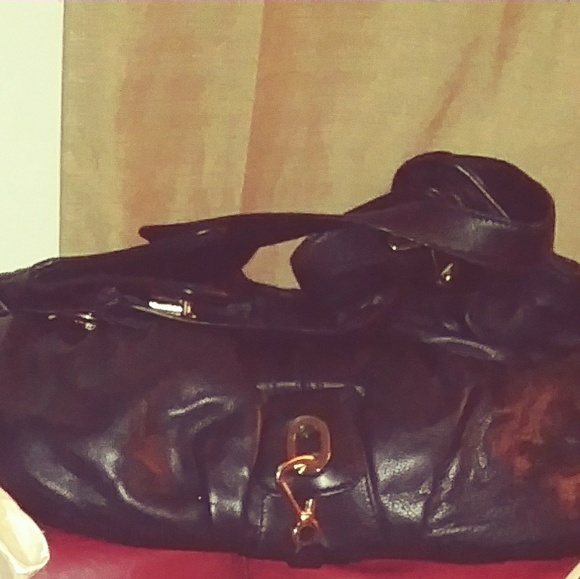 Designer Purses - Picture 4 of 8